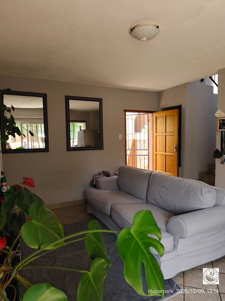 To Let 2 Bedroom Property for Rent in Vaalpark Free State